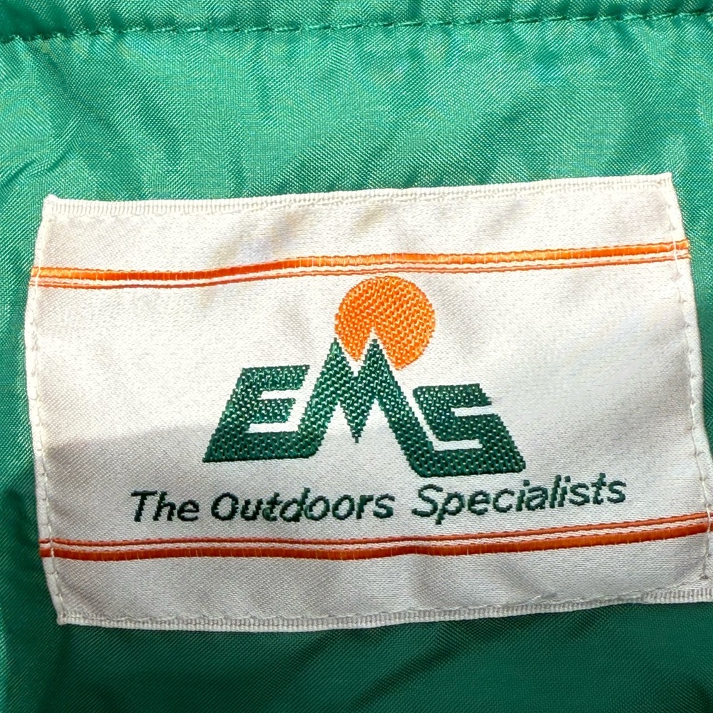 EMS Sleeping Bag EUC - Picture 16 of 17
